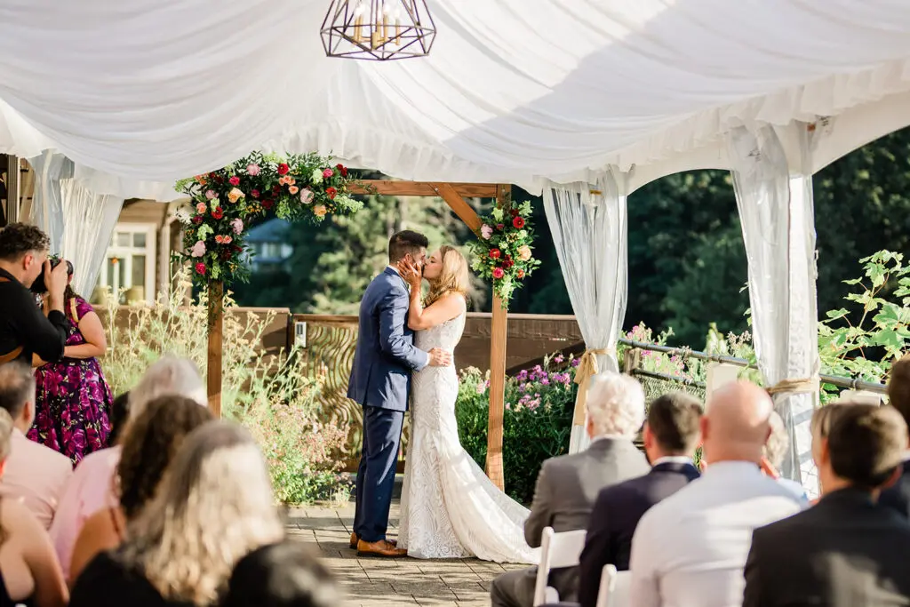 Salish Lodge Wedding / Allie + JD -
