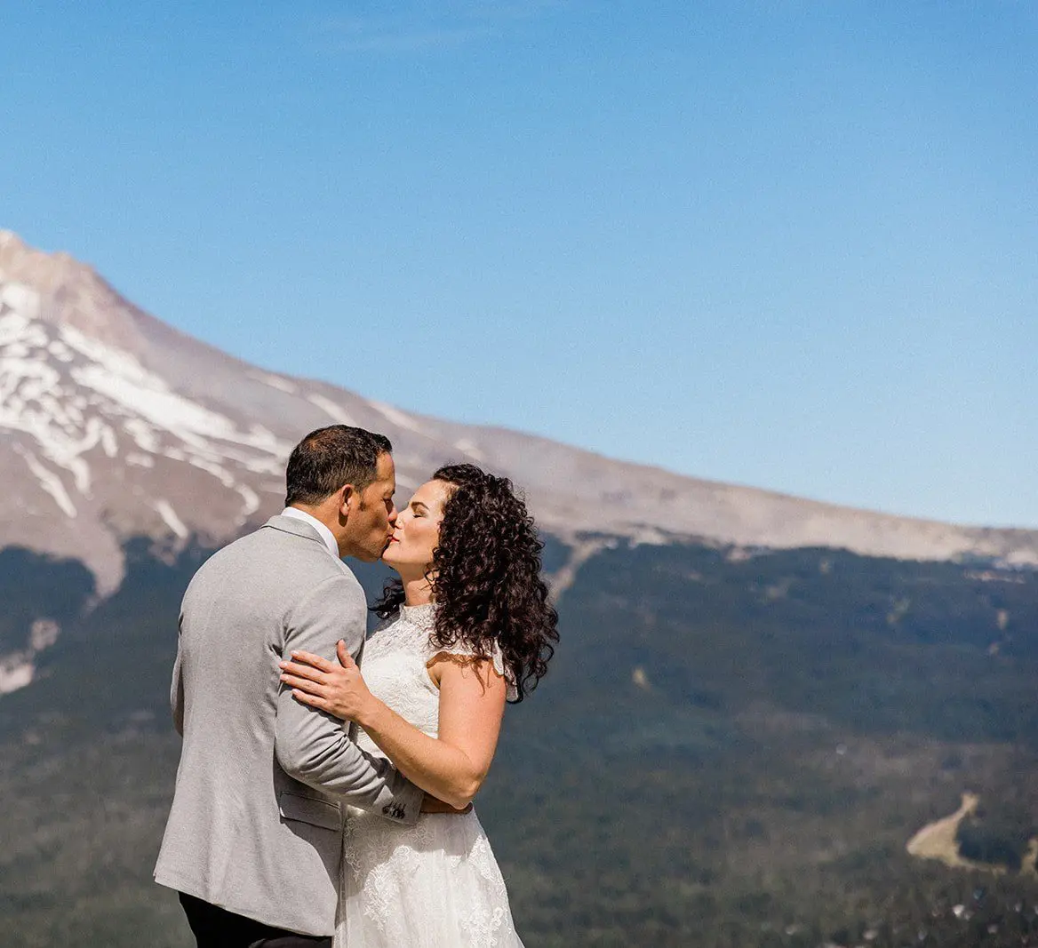 Mt. Hood Skibowl Wedding // Tiffany + Chad -
