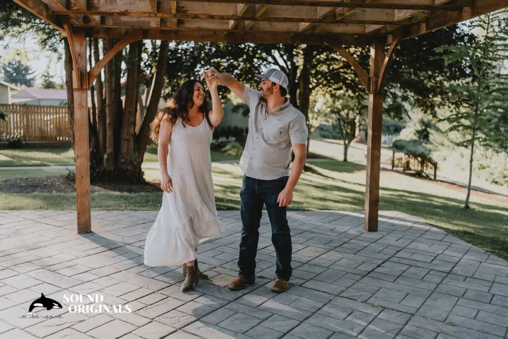 The Lodge at Sonneveldt Vineyards Engagement // Kendle + Chase -