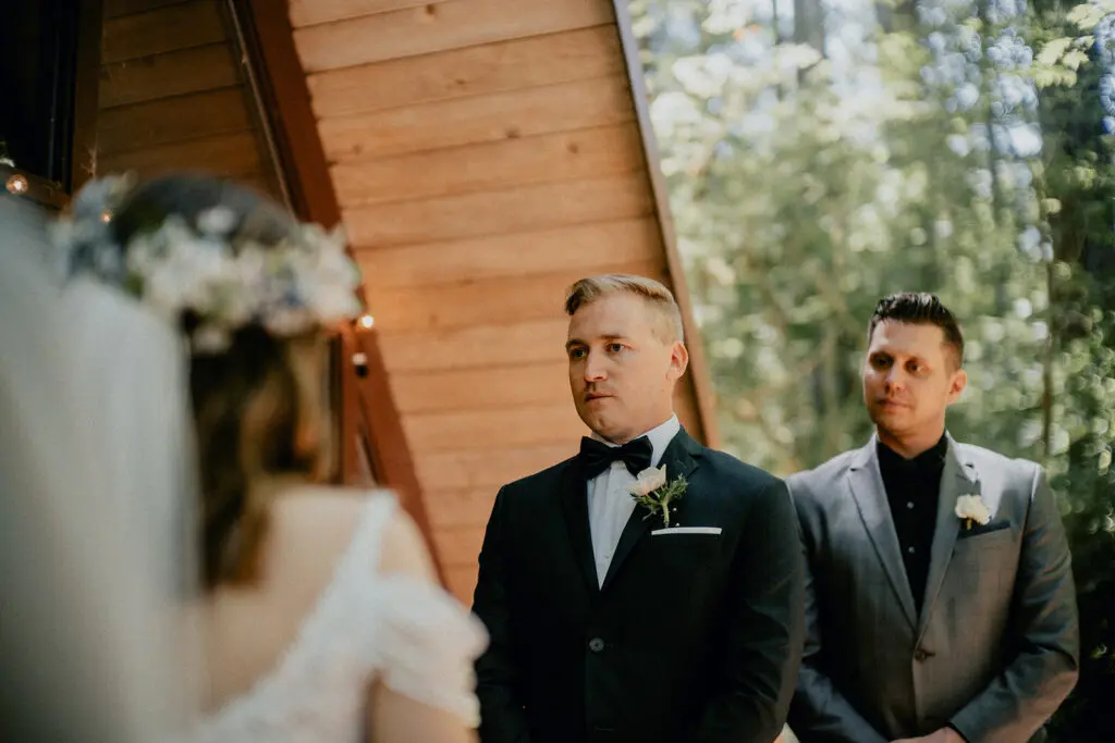 Sky Haus in Skykomish Wedding // Heidi + Miki -
