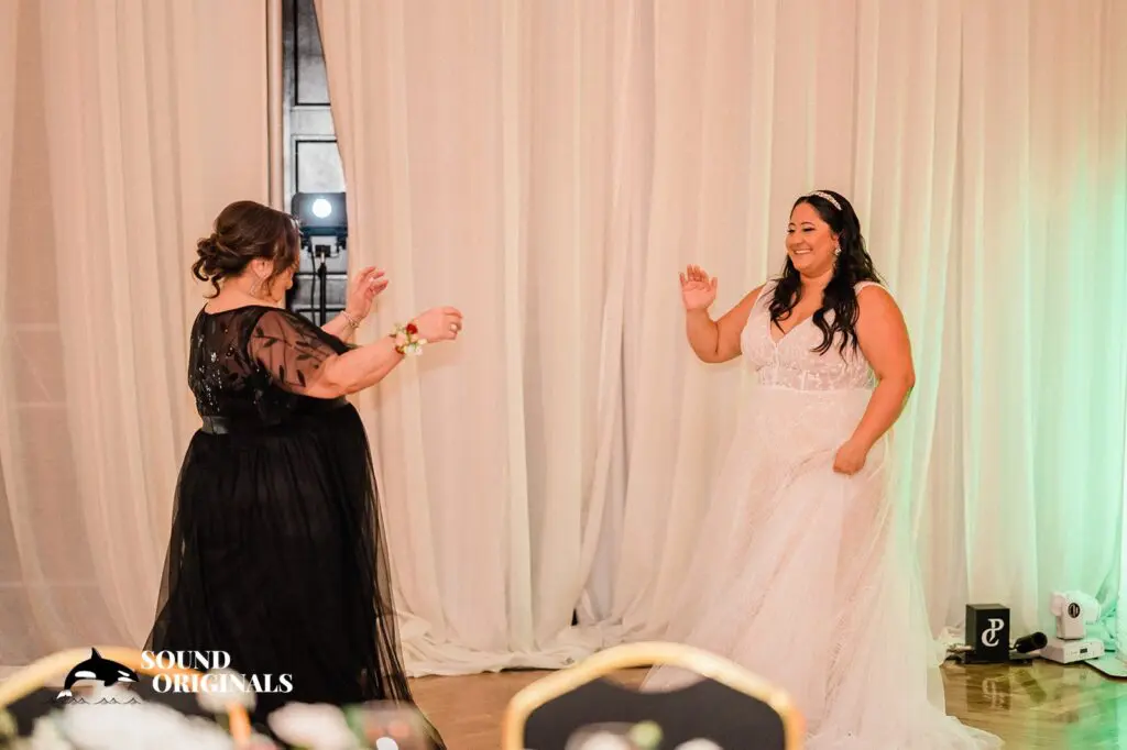 Gray Gables Estate Wedding // Rebecca & Nick -