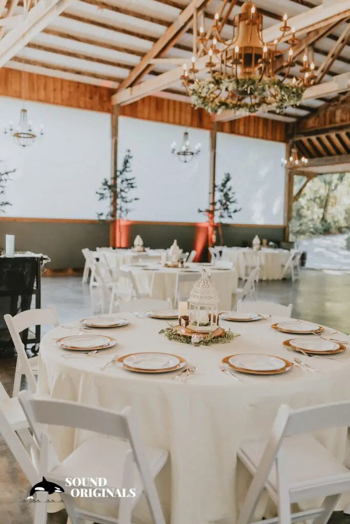 Green Gates At Flowing Lake Wedding // Yuly + Chase -