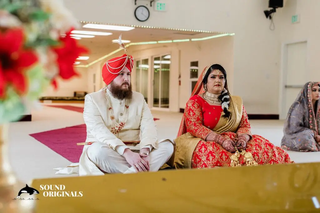 Gurudwara Sikh Centre of Seattle Engagement // Ashleighanne & Matthew -
