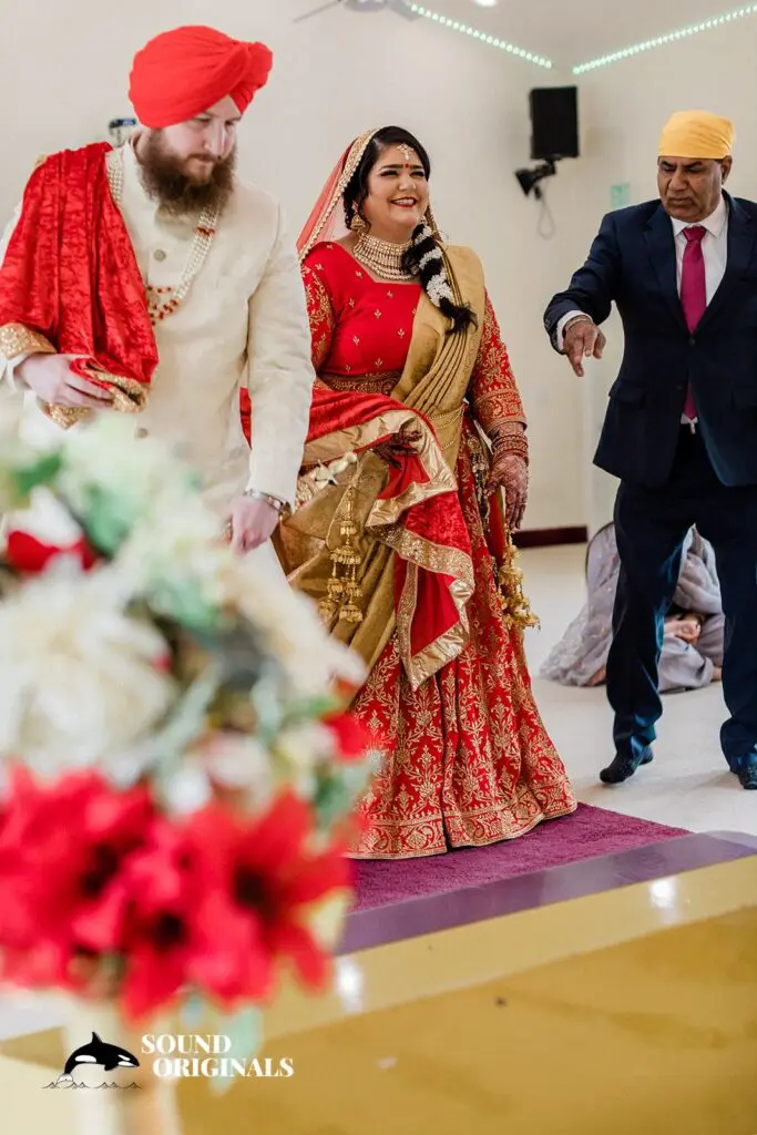 Gurudwara Sikh Centre of Seattle Engagement // Ashleighanne & Matthew -