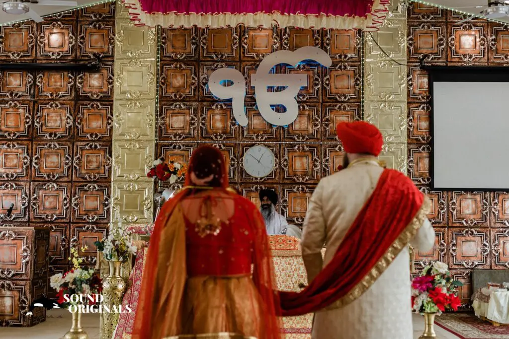 Gurudwara Sikh Centre of Seattle Engagement // Ashleighanne & Matthew -