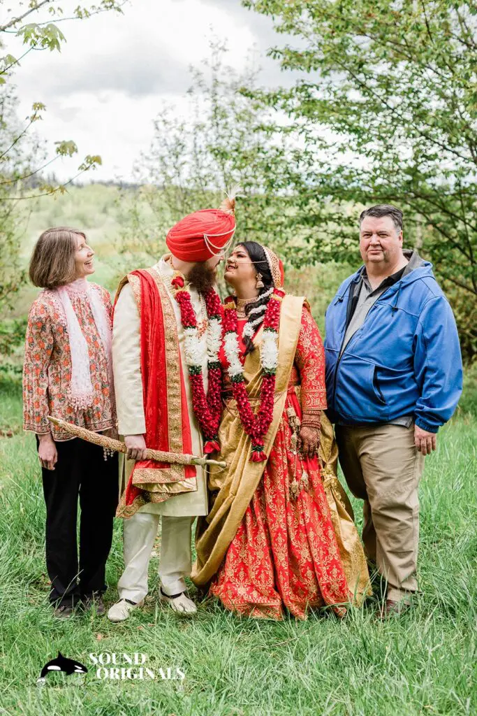 Gurudwara Sikh Centre of Seattle Engagement // Ashleighanne & Matthew -