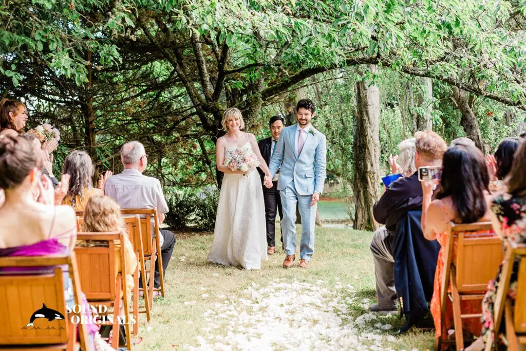 Wayfarer Whidbey Island Wedding // Patricia + Devin -