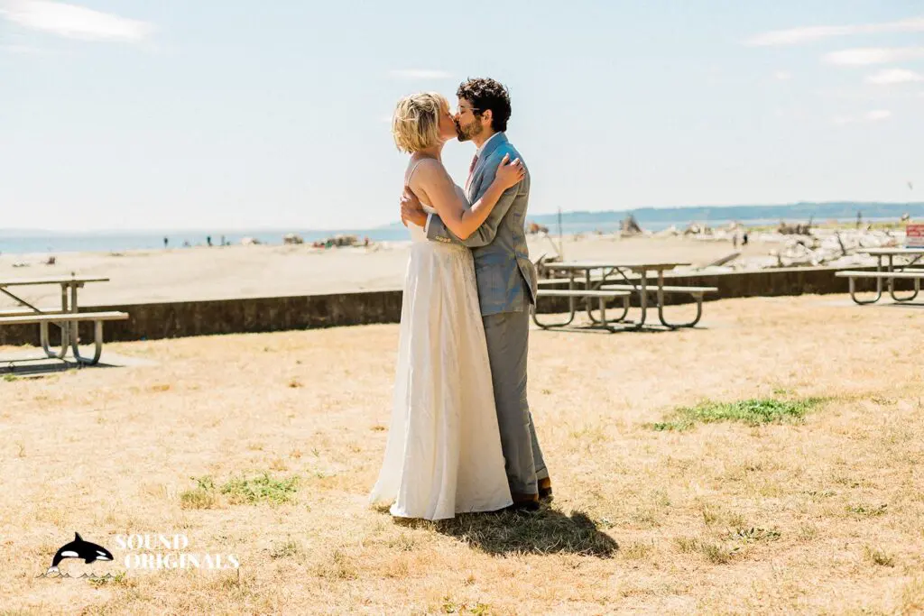 Wayfarer Whidbey Island Wedding // Patricia + Devin -
