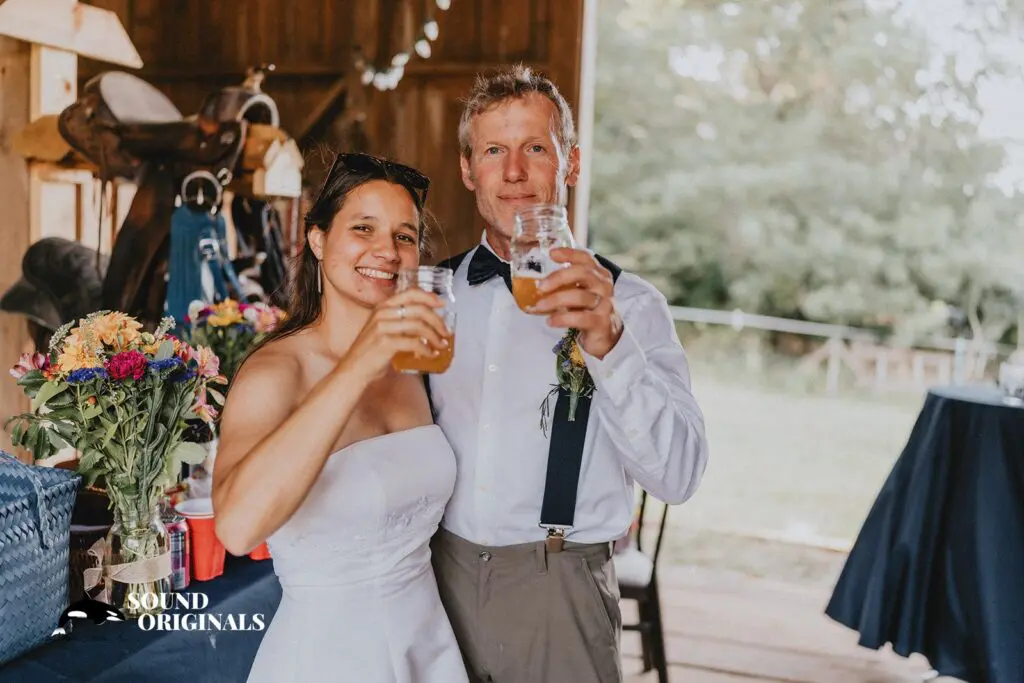 <strong>Browns Point Wedding // Stephanie + Travis</strong> -