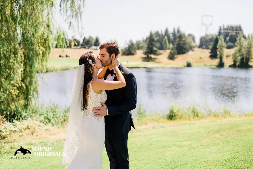 The Club at Snoqualmie Ridge Wedding // Becky + John -