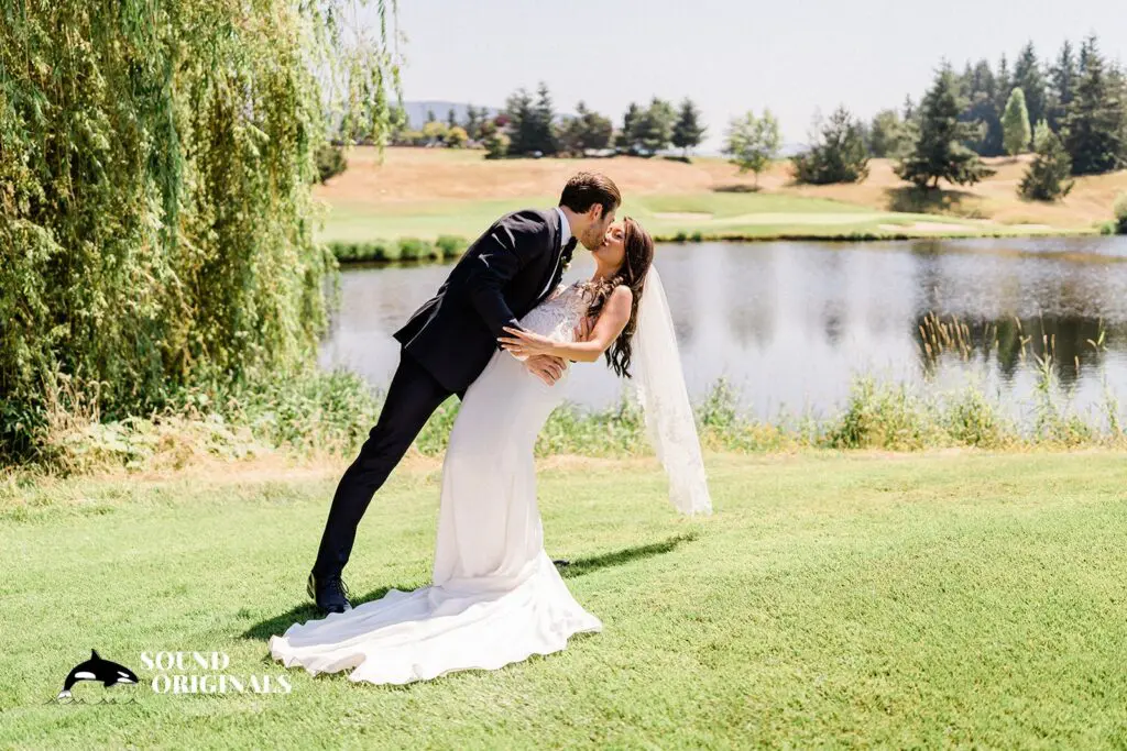 The Club at Snoqualmie Ridge Wedding // Becky + John -