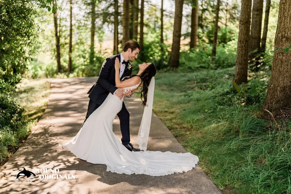 The Club at Snoqualmie Ridge Wedding // Becky + John -