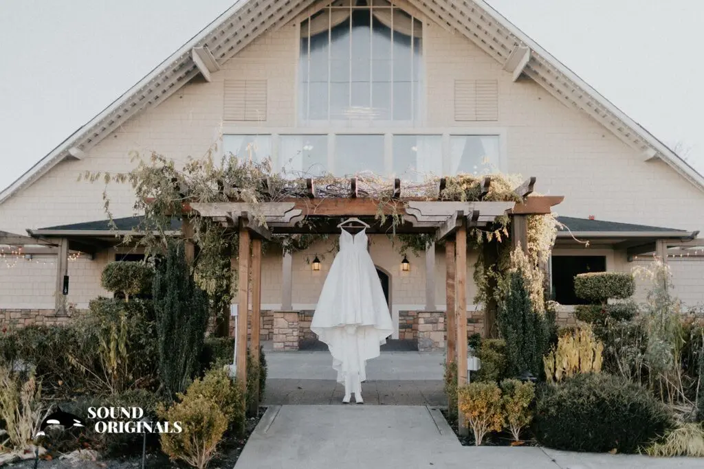<strong>Lord Hill Farms Wedding // Bri + Rob</strong> -