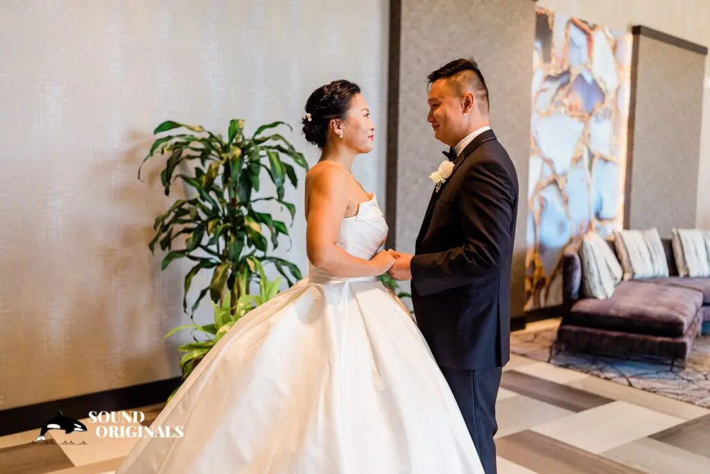 Silver Cloud Point Ruston Wedding // Selina + Chris -