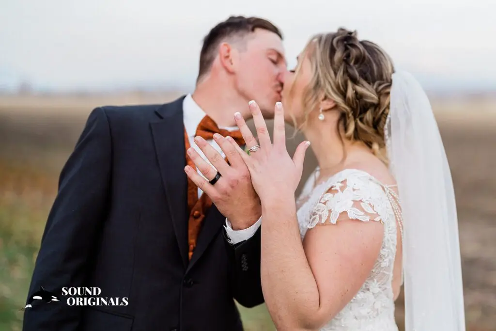 Maplehurst Farms Wedding // Elijah + Sarah -
