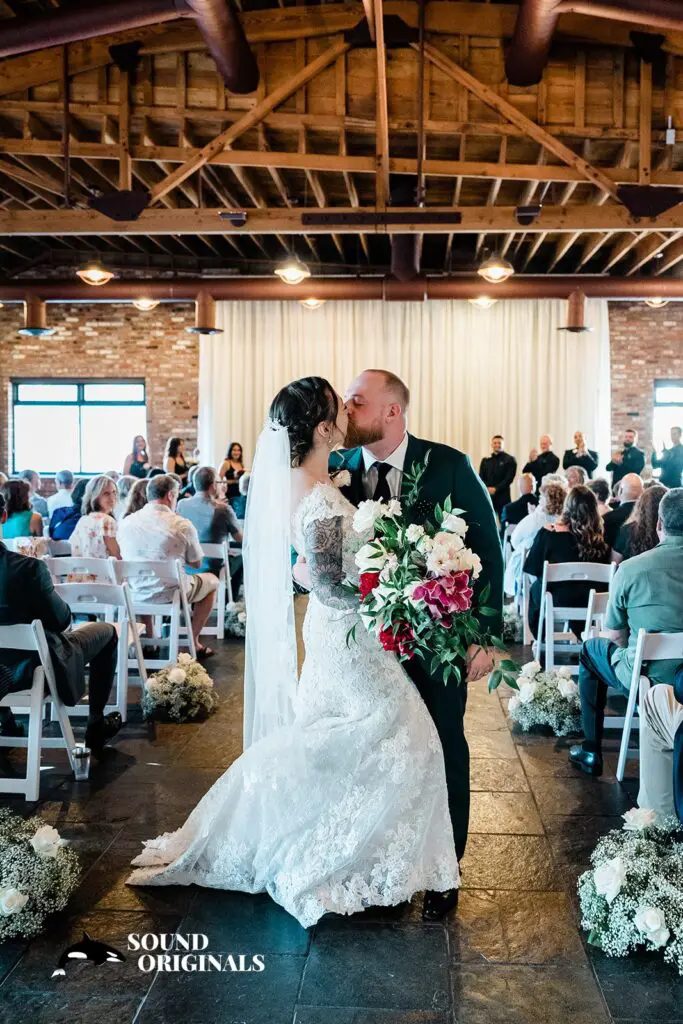 Historic 1625 Tacoma Wedding // Cassandra + Cole -