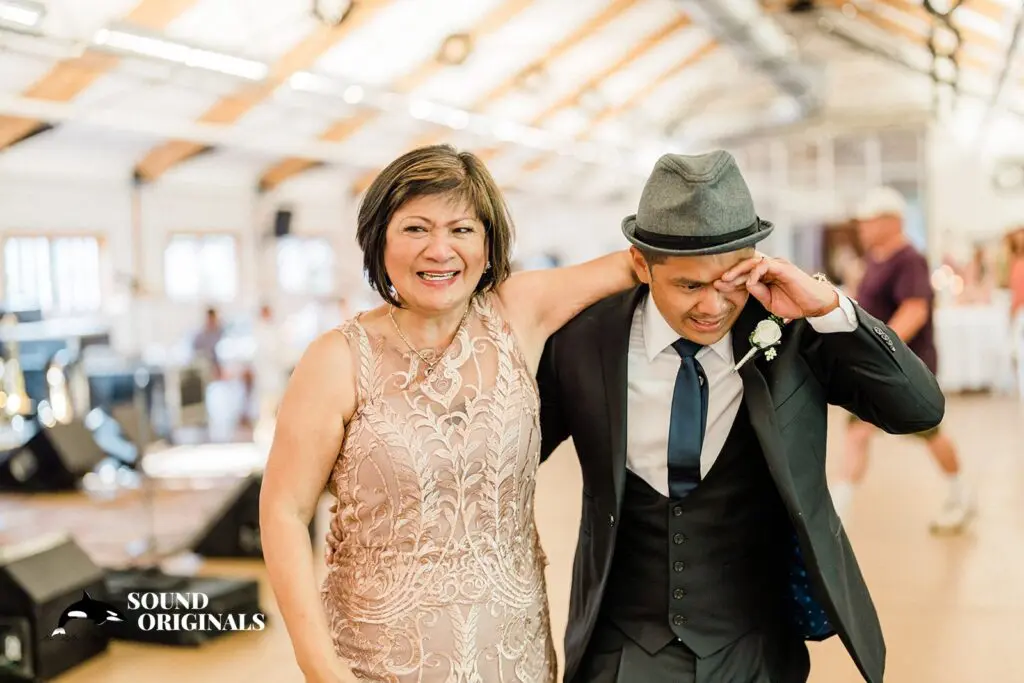 Holly & Joe -