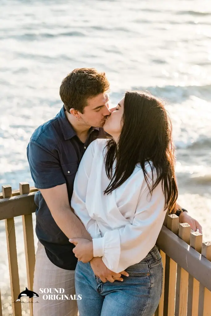 Encinitas - Moonlight Beach Engagement // Samantha + Christopher -