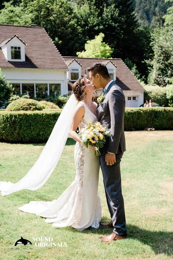Fox Hollow Farm Wedding // Ashley + David -