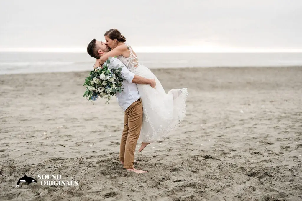 Ocean Shores Wedding // Jenny + Brydon -