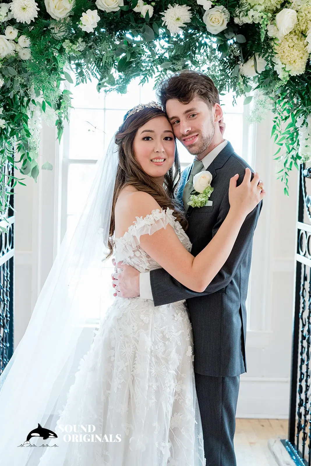 Rainier Chapter House Wedding // Elizabeth + Joshua -