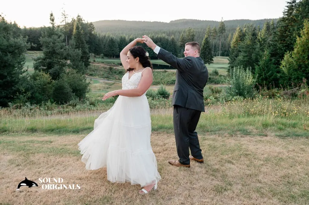 Gold Mountain Golf Club Wedding // Ashley + Cooper -