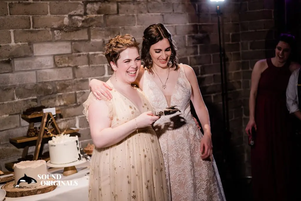 Emily & Liv -