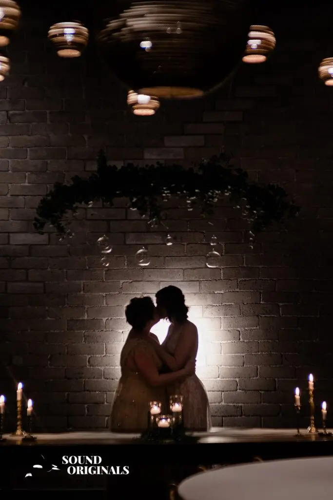 Emily & Liv -