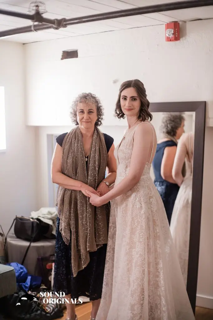 Emily & Liv -