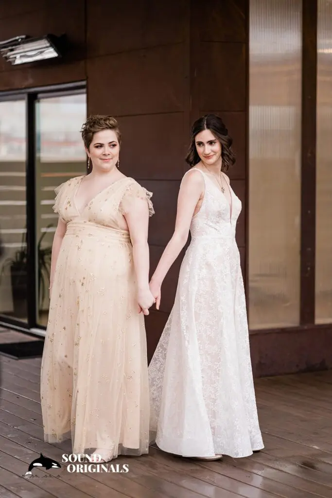 Emily & Liv -