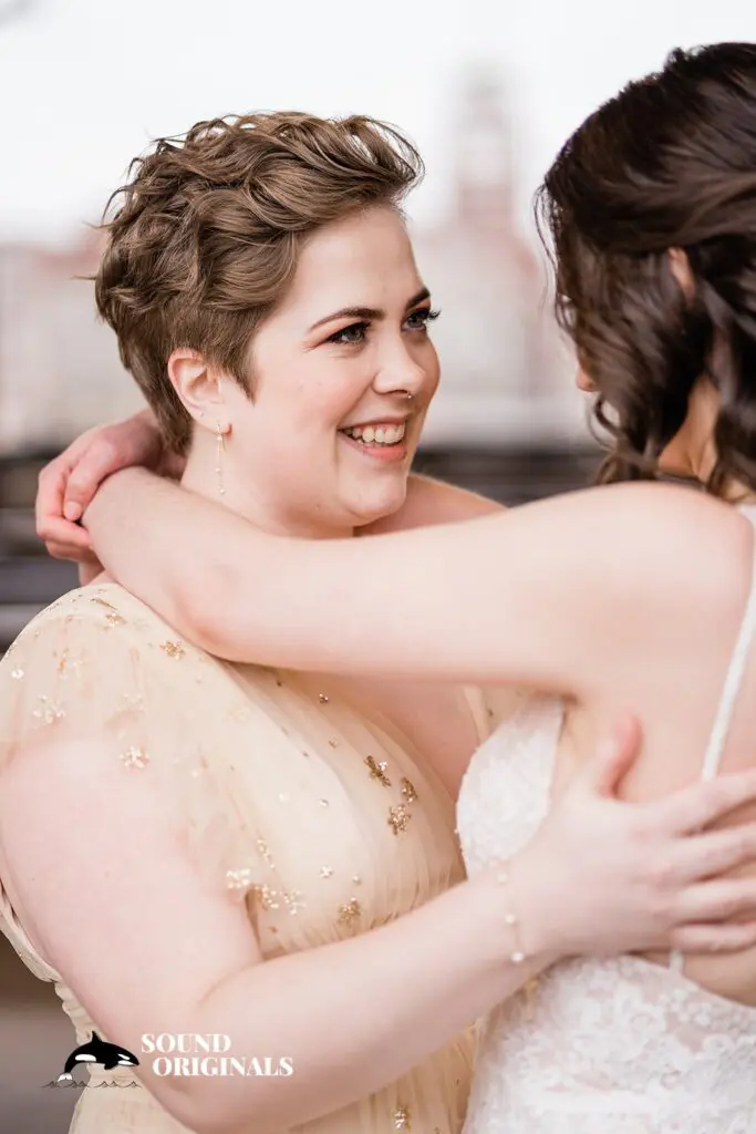 Emily & Liv -