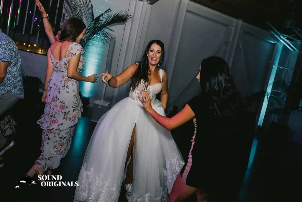 Castaway Portland Wedding // Stephanie + Sean -