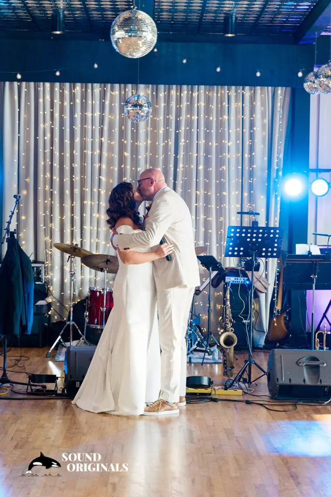 EvenTide Wedding // Lisa + Simon -