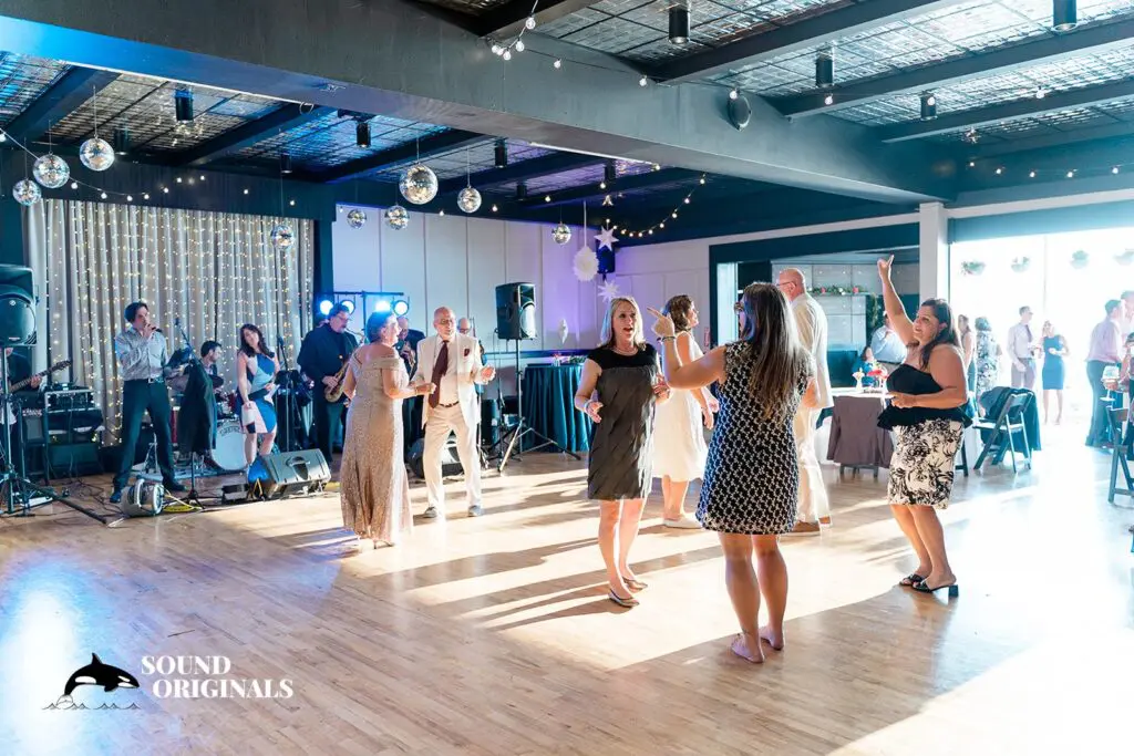 EvenTide Wedding // Lisa + Simon -