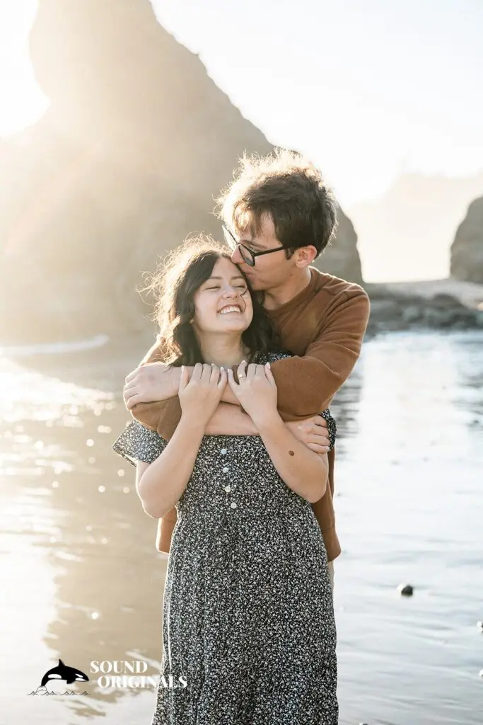 25 STUNNING Locations for Engagement Photos in Seattle -