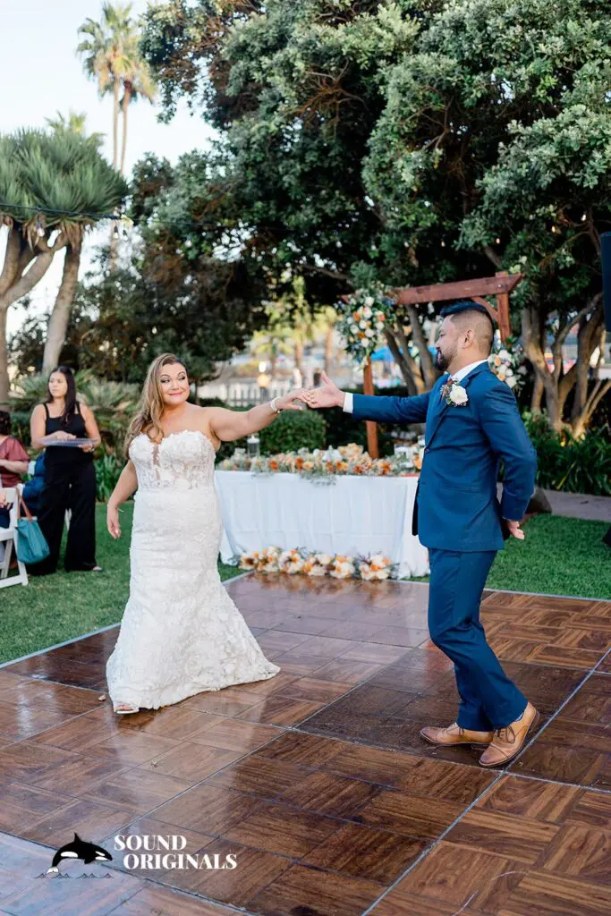 Jolla Cove Bridgeclub Wedding // Angela + Raymond -