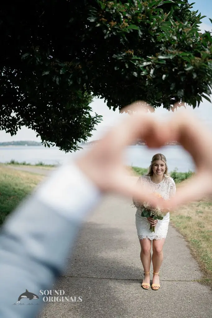 Salty's at Alki Wedding // Hannah + Isaac -