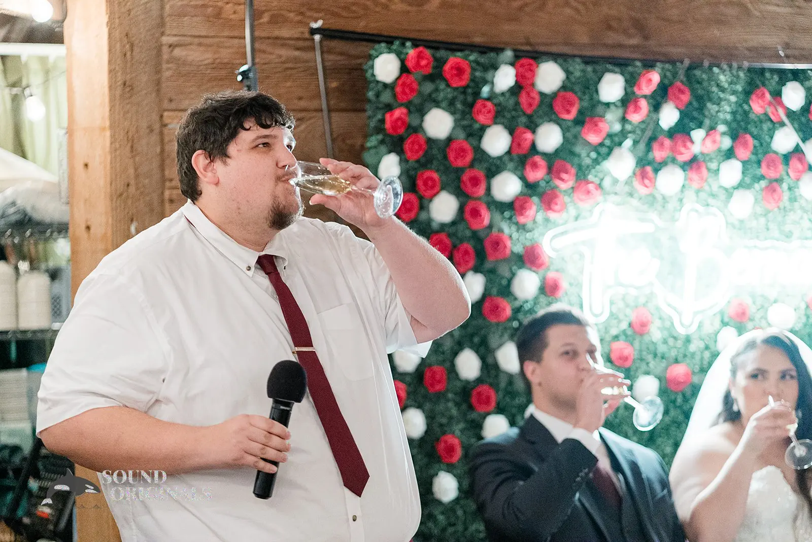 McMenamins Cornelius Pass Roadhouse Wedding // Celia & Alexander 17 McMenamins Cornelius Pass Roadhouse Wedding // Celia & Alexander -
