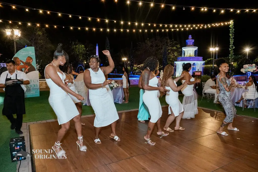 Deron & Tameca -