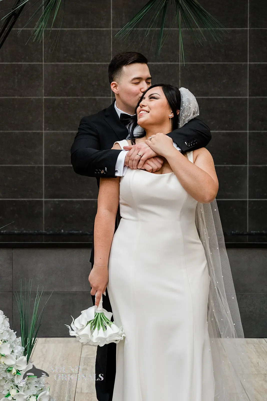 Embassy Suites Bellevue Wedding // Amanda & Jacob 1 Embassy Suites Bellevue Wedding // Amanda & Jacob -