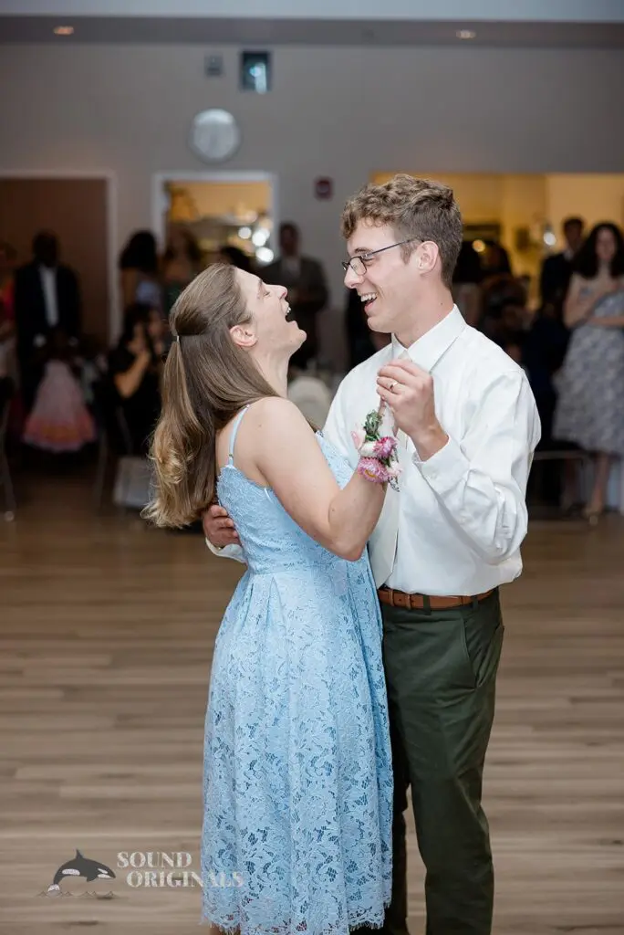 Lucy & Eli -