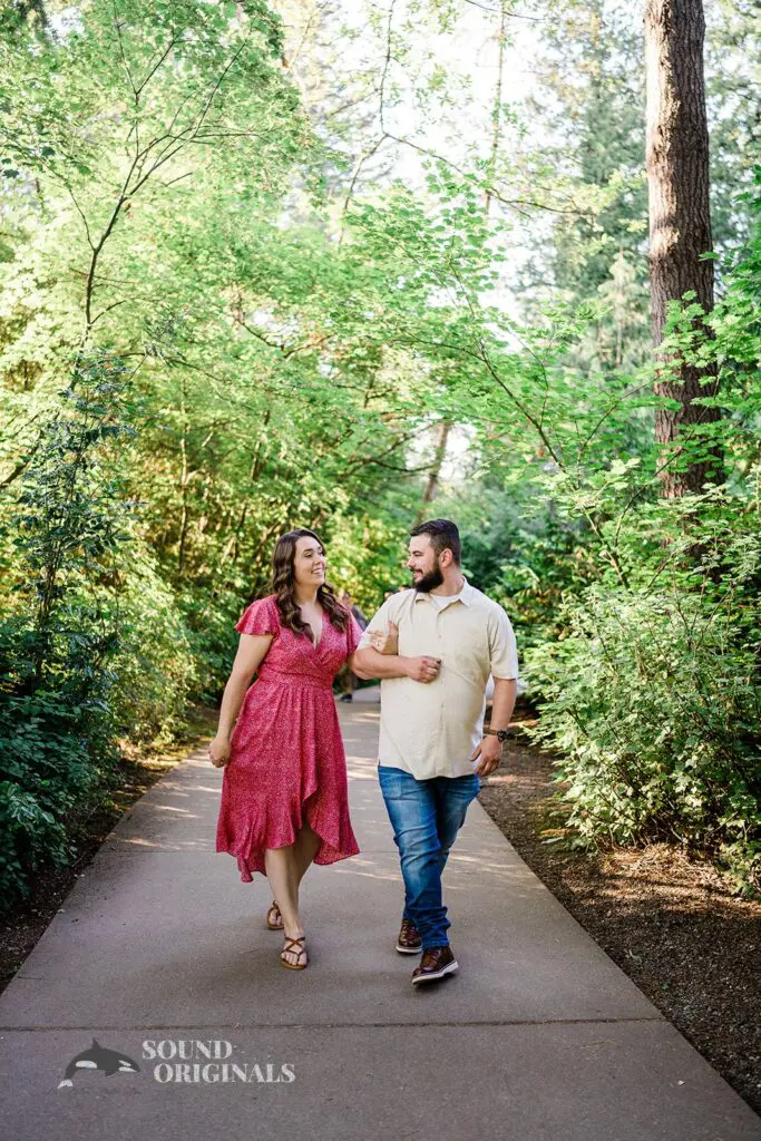 Snoqualmie Falls Engagement // Amanda + Zachary -
