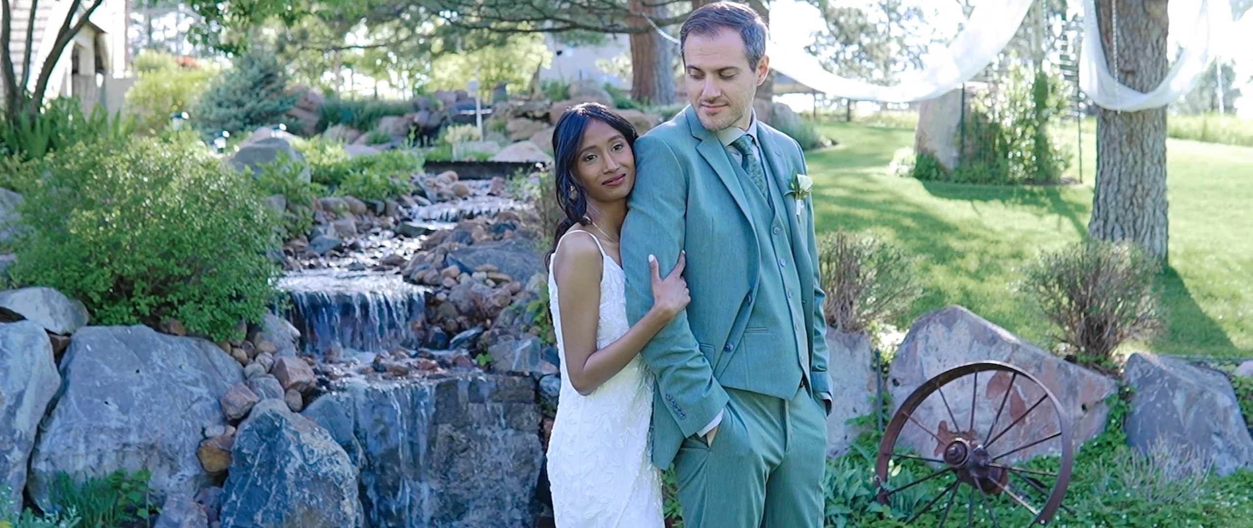 Red Farmhouse Bed & Breakfast Wedding Video // Matthew & Suman -