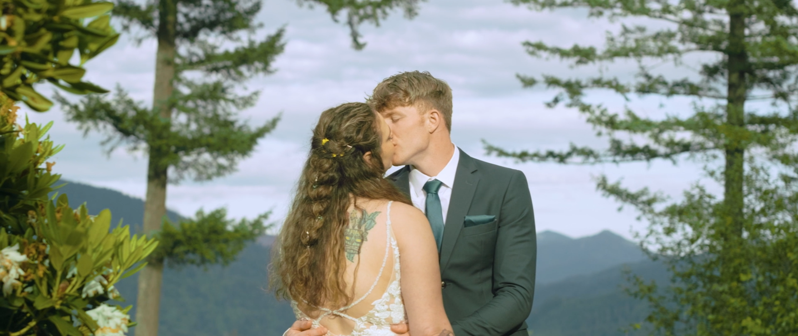 Anderson Lodge - Hilltop House Wedding Video // Nicole & Hunter -