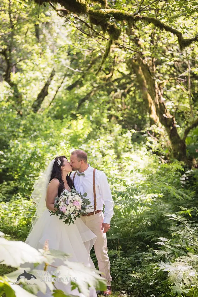 Bridal Veil Lakes Wedding // Jenica + Grant -