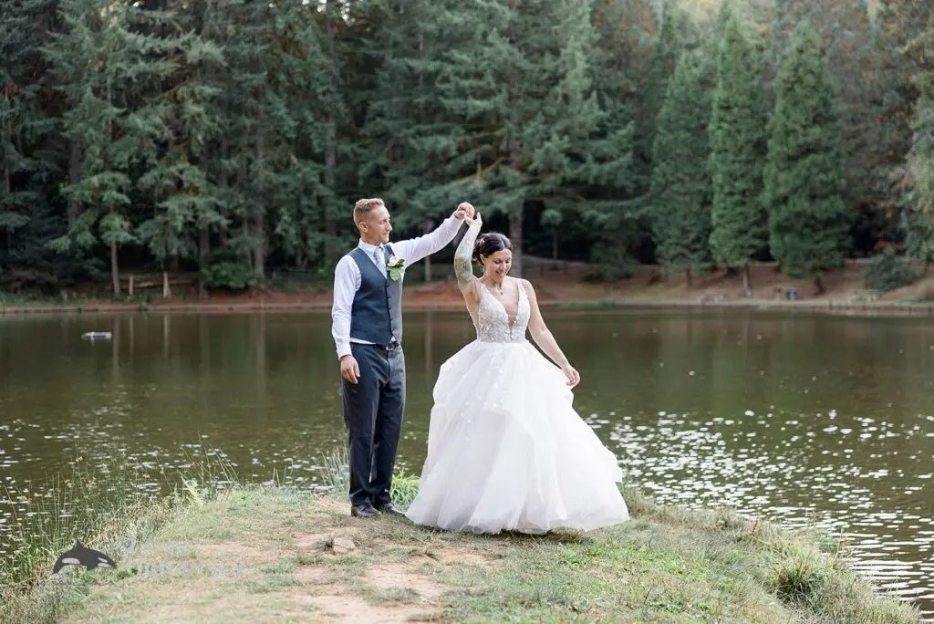 Horning's Hideout Wedding // Serena + Dominic -