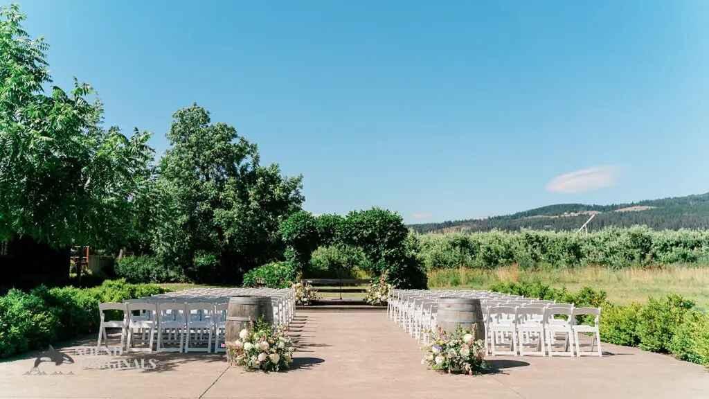 Tin Roof Barn Wedding // Kayla + Chris -