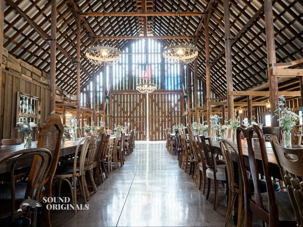 Tin Roof Barn Wedding // Kayla + Chris -