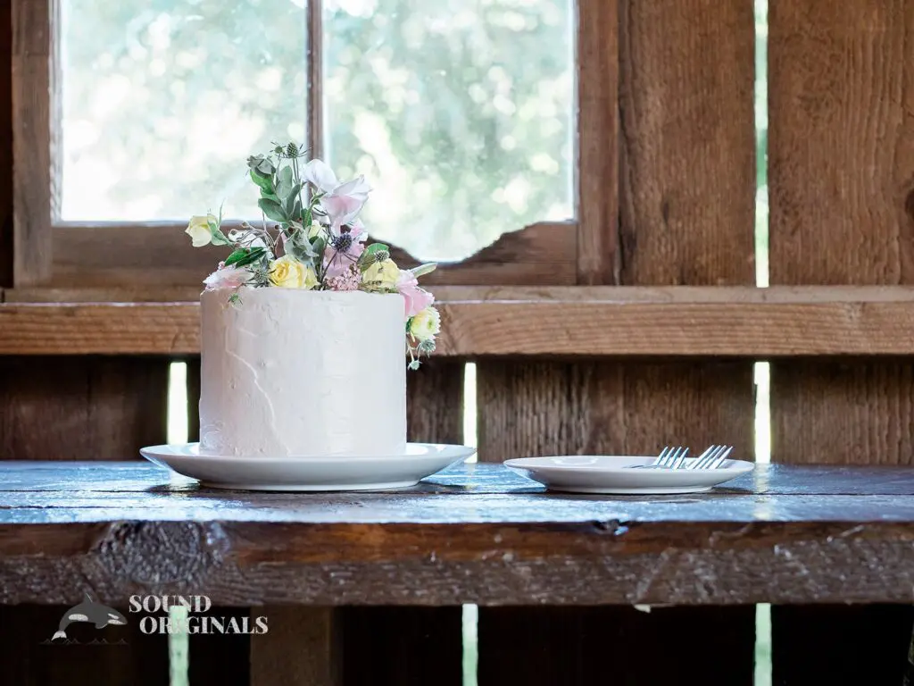 Tin Roof Barn Wedding // Kayla + Chris -