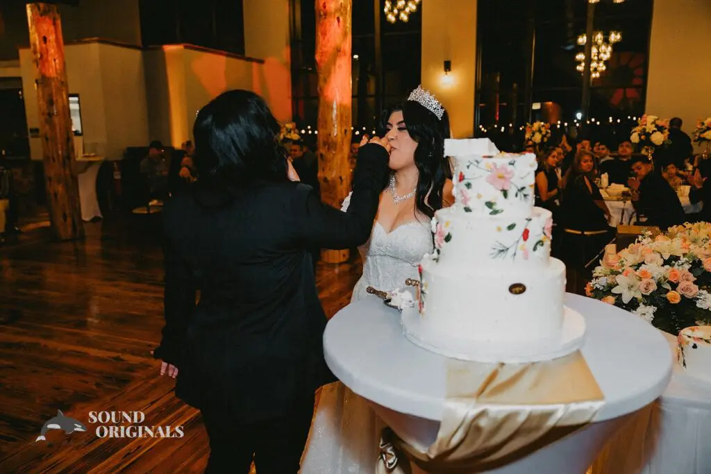 Elizabeth & Maria -